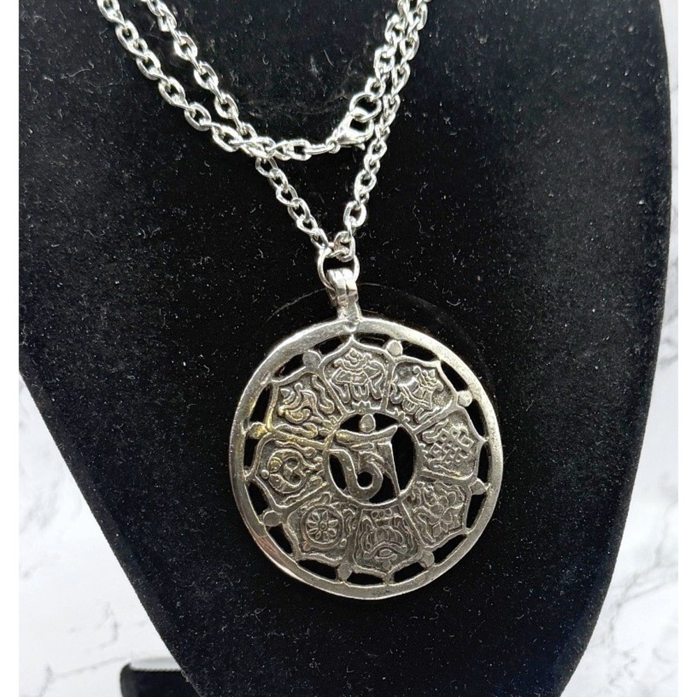 Vintage Om Pendant Necklace 28"‎ Chain Spiritual Yoga Meditation